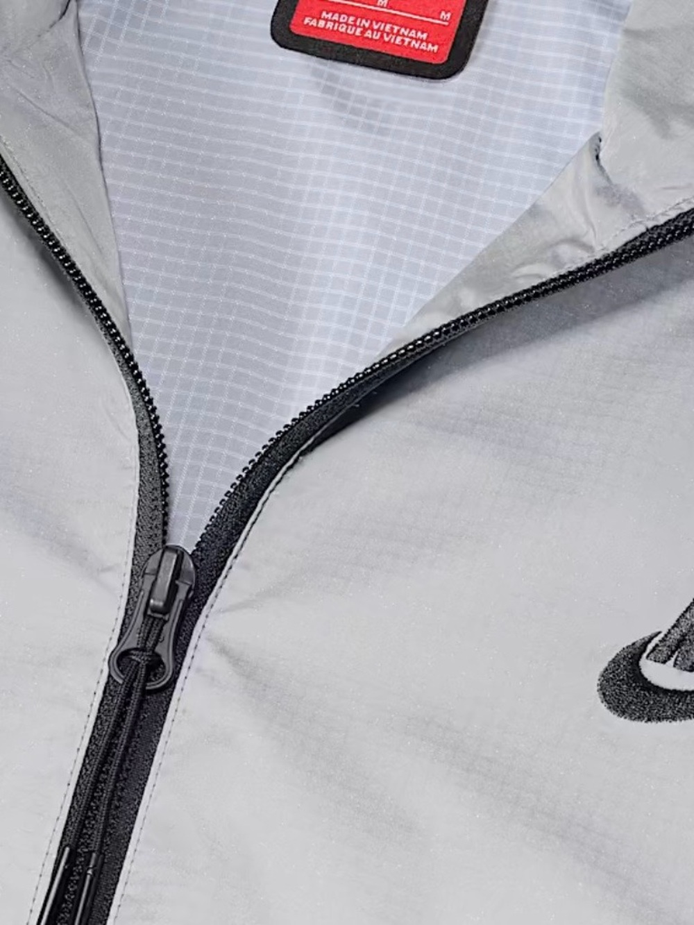 Nike Tech Jacket Reflective - Picture 4 of 11